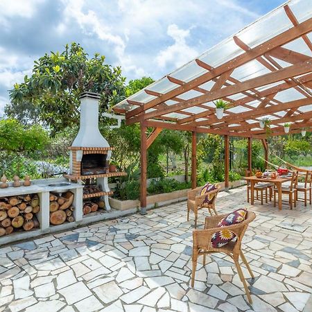 Chitaka'S Organic Farmhouse In Ribatejo Santo Estevao  エクステリア 写真