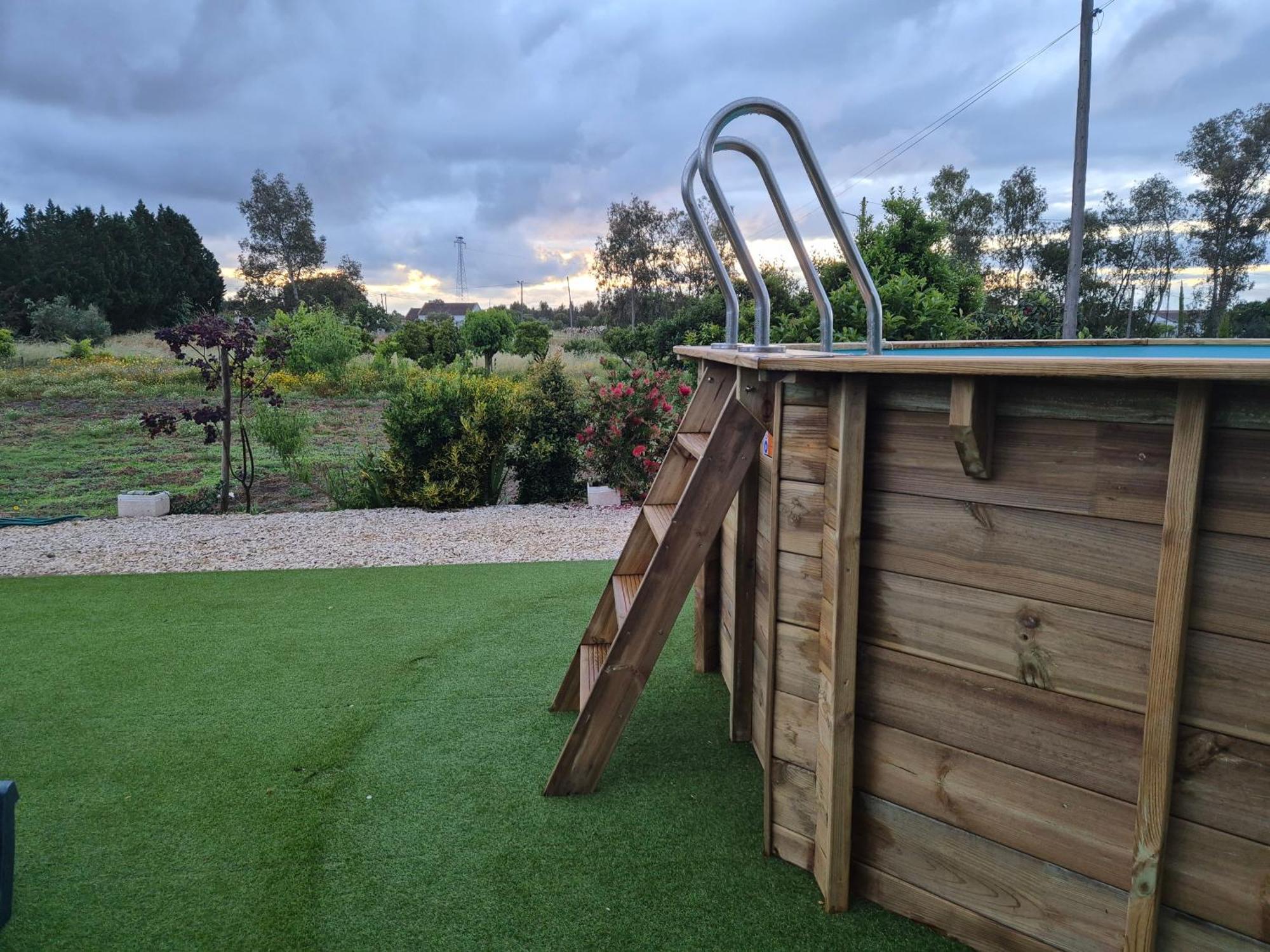 Chitaka'S Organic Farmhouse In Ribatejo Santo Estevao  エクステリア 写真